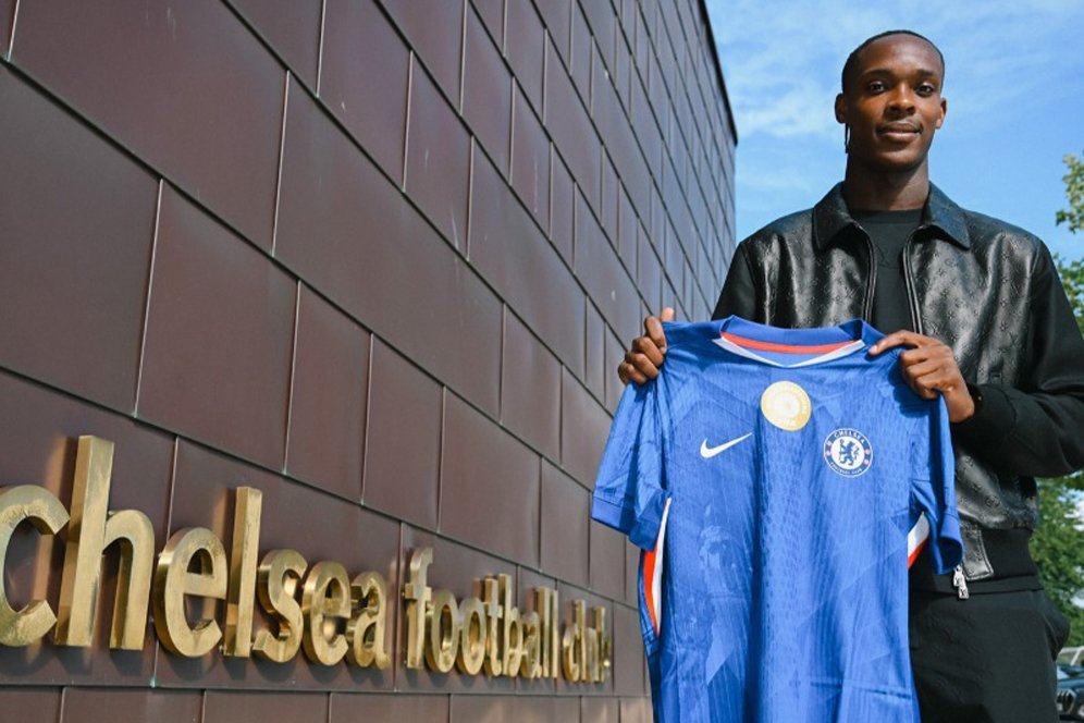 Jelang Gabung Chelsea Musim Panas Nanti, Emanuel Emegha Disanksi Strasbourg Usai Komentar Kontroversial
