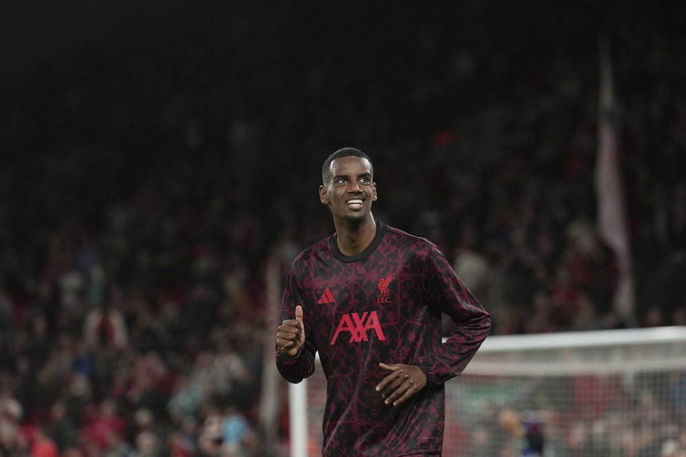 Gol Perdana Alexander Isak, Senyum Baru di Anfield
