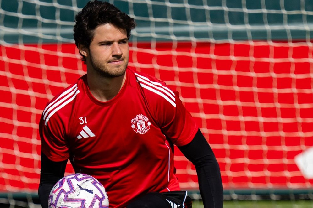 Kala Senne Lammens Buat Harry Maguire Terpukau: Dia Kiper Masa Depan MU! Kala Senne Lammens Buat Harry Maguire Terpukau: Dia Kiper Masa Depan MU!