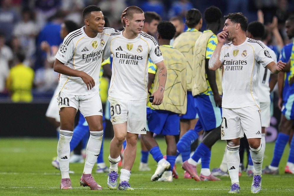 Catatan-catatan Menarik Dari Duel Dramatis Madrid vs Marseille: Rekor Baru Mbappe hingga Gol Bersejarah Weah Catatan-catatan Menarik Dari Duel Dramatis Madrid vs Marseille: Rekor Baru Mbappe hingga Gol Bersejarah Weah