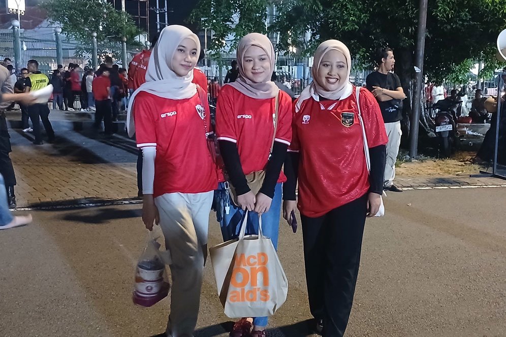 Alya dan Tren Penonton Perempuan di Laga Timnas Indonesia