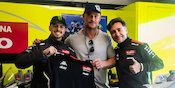Kayak Avengers! Dukungan Chris Hemsworth Bikin Fabio di Giannantonio Naik Podium di MotoGP Australia 2025 Kayak Avengers! Dukungan Chris Hemsworth Bikin Fabio di Giannantonio Naik Podium di MotoGP Australia 2025