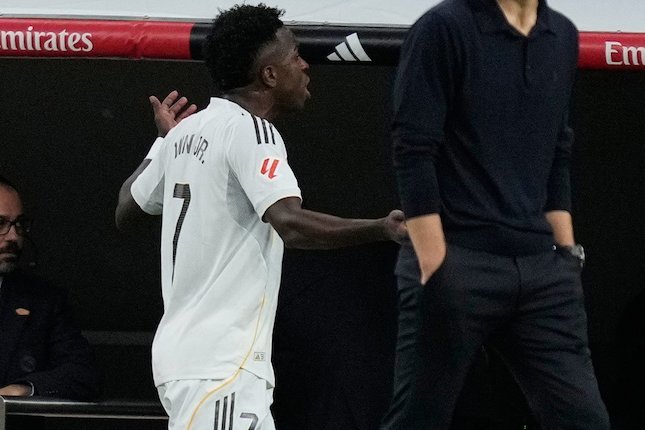 Kroos Mengungkap Gangguan Vinicius Junior yang Terasa di Ruang Ganti Kroos Mengungkap Gangguan Vinicius Junior yang Terasa di Ruang Ganti