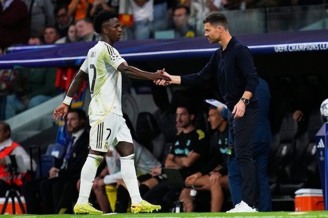 Atmosfer Rapuh di Ruang Ganti Real Madrid Atmosfer Rapuh di Ruang Ganti Real Madrid