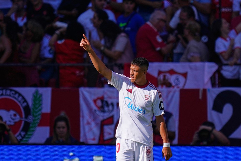 Alexis Sanchez dan Janji yang Terlupakan di Laga Sevilla vs Barcelona Alexis Sanchez dan Janji yang Terlupakan di Laga Sevilla vs Barcelona