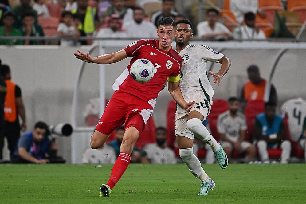 Wasit Ahmed Al-Ali Dikritik Soal 3 Penalti di Laga Timnas Indonesia vs Arab Saudi Wasit Ahmed Al-Ali Dikritik Soal 3 Penalti di Laga Timnas Indonesia vs Arab Saudi