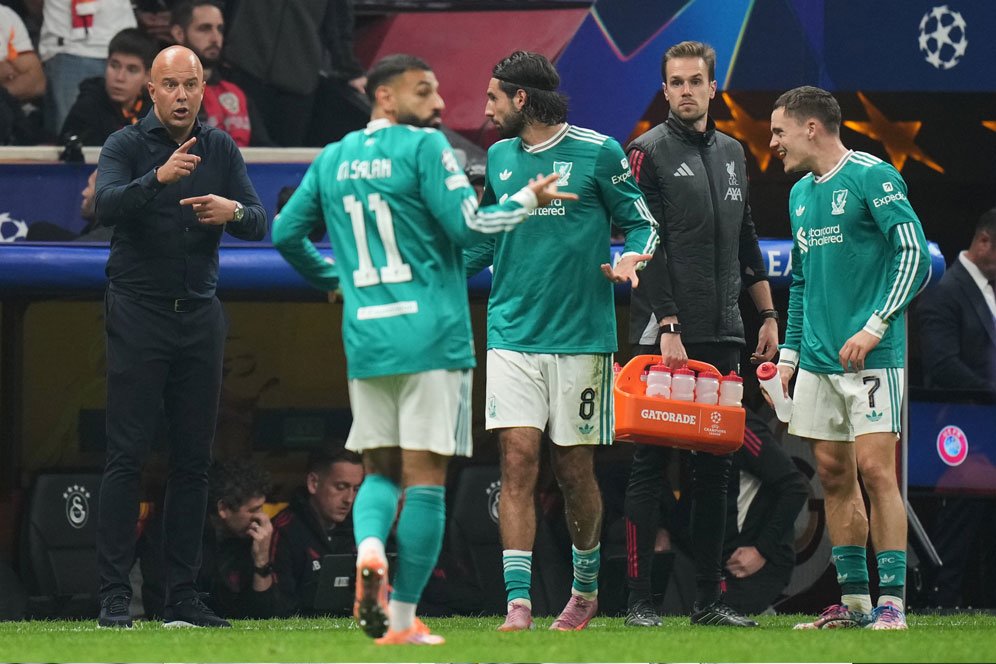 Arne Slot Pusing Tujuh Keliling: Liverpool Dihantam Badai Cedera Jelang Lawan Chelsea Arne Slot Pusing Tujuh Keliling: Liverpool Dihantam Badai Cedera Jelang Lawan Chelsea