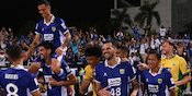 Suporter Nyalakan 6 Kembang Api, Melempar 33 Kursi Hingga Sepatu, Memanjat, Duduk, Sampai Bergelantungan: Persib Didenda AFC Rp437 Juta! Suporter Nyalakan 6 Kembang Api, Melempar 33 Kursi Hingga Sepatu, Memanjat, Duduk, Sampai Bergelantungan: Persib Didenda AFC Rp437 Juta!