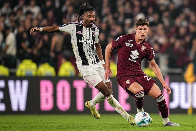 Rekrutan Gagal Juventus, Perubahan Posisi, dan Satu Nama yang Menonjol Rekrutan Gagal Juventus, Perubahan Posisi, dan Satu Nama yang Menonjol