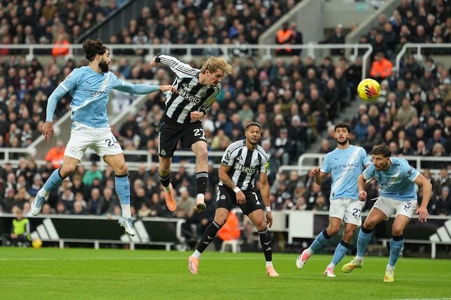 Barnes Bangkit dan Jadi Pahlawan Newcastle Barnes Bangkit dan Jadi Pahlawan Newcastle
