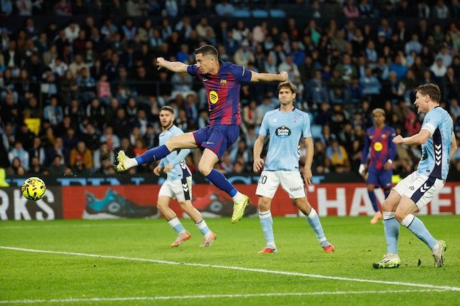 Robert Lewandowski yang Konsisten Mencetak Gol Robert Lewandowski yang Konsisten Mencetak Gol