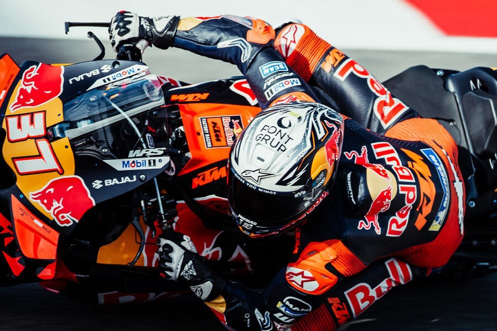 Pesan Pedro Acosta untuk KTM: Kalau Nggak Ingin Saya Pindah, Sediakan Motor yang Bisa Menang Pesan Pedro Acosta untuk KTM: Kalau Nggak Ingin Saya Pindah, Sediakan Motor yang Bisa Menang