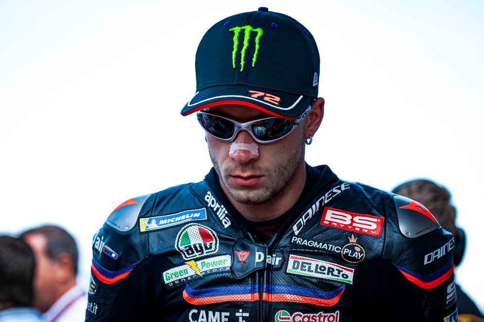 Marco Bezzecchi Kritik MotoGP Soal Dokumenter Valentino Rossi vs Marc Marquez: Ngapain Dibahas Melulu? Marco Bezzecchi Kritik MotoGP Soal Dokumenter Valentino Rossi vs Marc Marquez: Ngapain Dibahas Melulu?