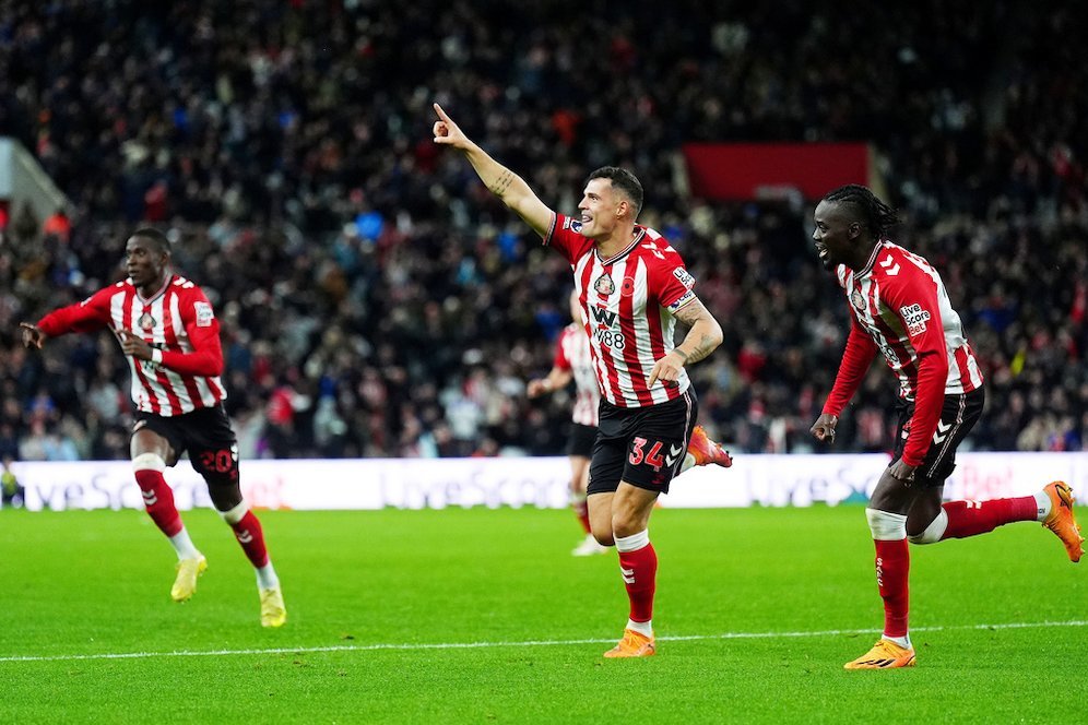 Bukan Isak atau Wirtz, Wayne Rooney Tunjuk Pemain Ini Jadi Pembelian Terbaik Musim Ini