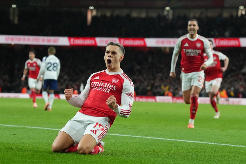 Leandro Trossard Jadi Jimat Arsenal: 32 Laga Tanpa Kekalahan Saat Dirinya Cetak Gol Leandro Trossard Jadi Jimat Arsenal: 32 Laga Tanpa Kekalahan Saat Dirinya Cetak Gol