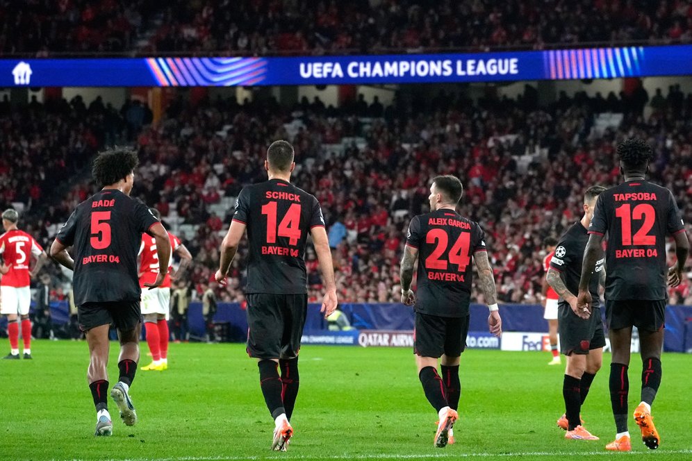 Hasil Benfica vs Bayer Leverkusen: Tim Mourinho Buang Banyak Peluang, Tim Tamu Raih Kemenangan Pertama Hasil Benfica vs Bayer Leverkusen: Tim Mourinho Buang Banyak Peluang, Tim Tamu Raih Kemenangan Pertama