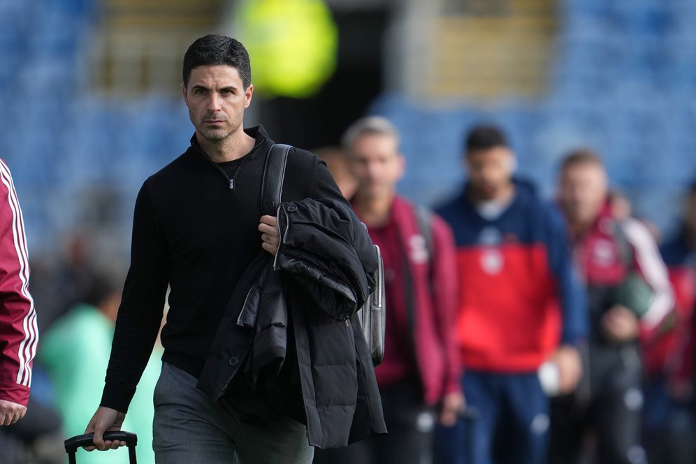 Ketika Sang Profesor Turun Gunung dan Peringatkan Arsenal-nya Arteta Soal Bahaya AI Ketika Sang Profesor Turun Gunung dan Peringatkan Arsenal-nya Arteta Soal Bahaya AI