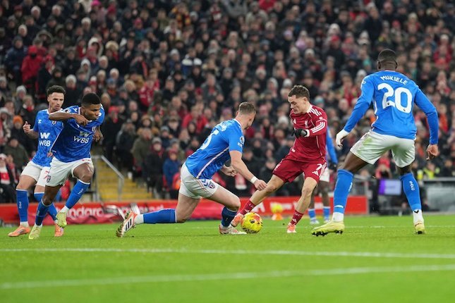 Head to Head dan Performa Leeds United vs Liverpool Head to Head dan Performa Leeds United vs Liverpool