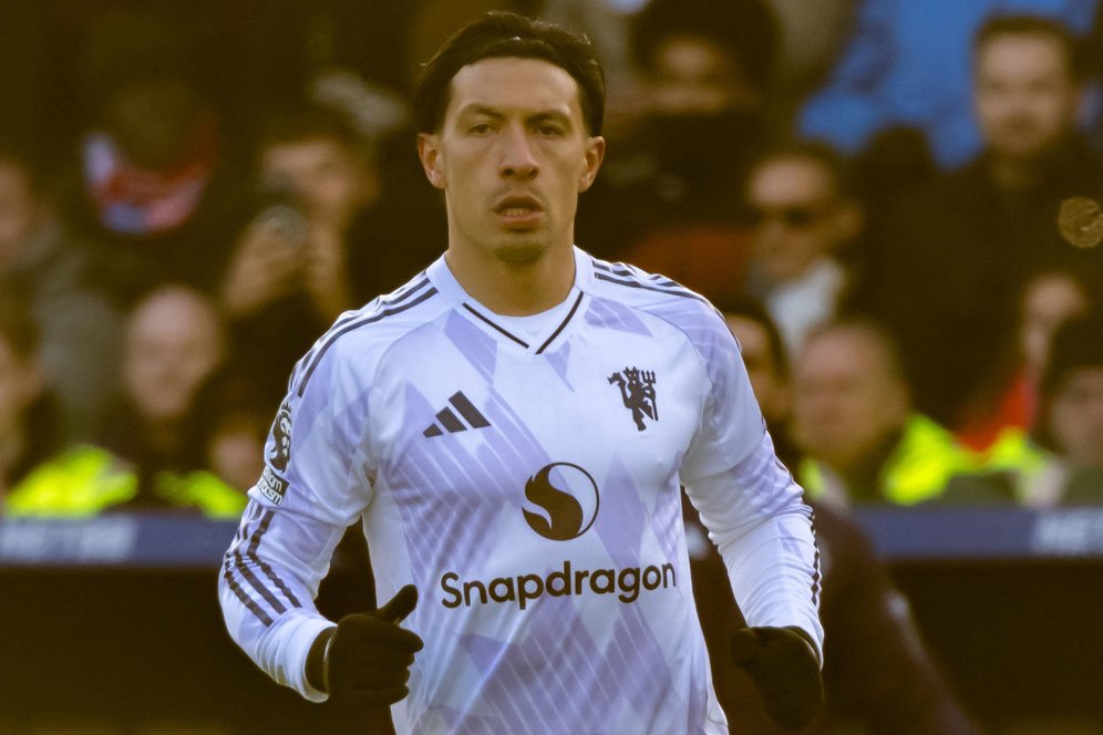 Setelah Menanti Lama, Lisandro Martinez Akhirnya Merumput Lagi Bersama Manchester United Setelah Menanti Lama, Lisandro Martinez Akhirnya Merumput Lagi Bersama Manchester United