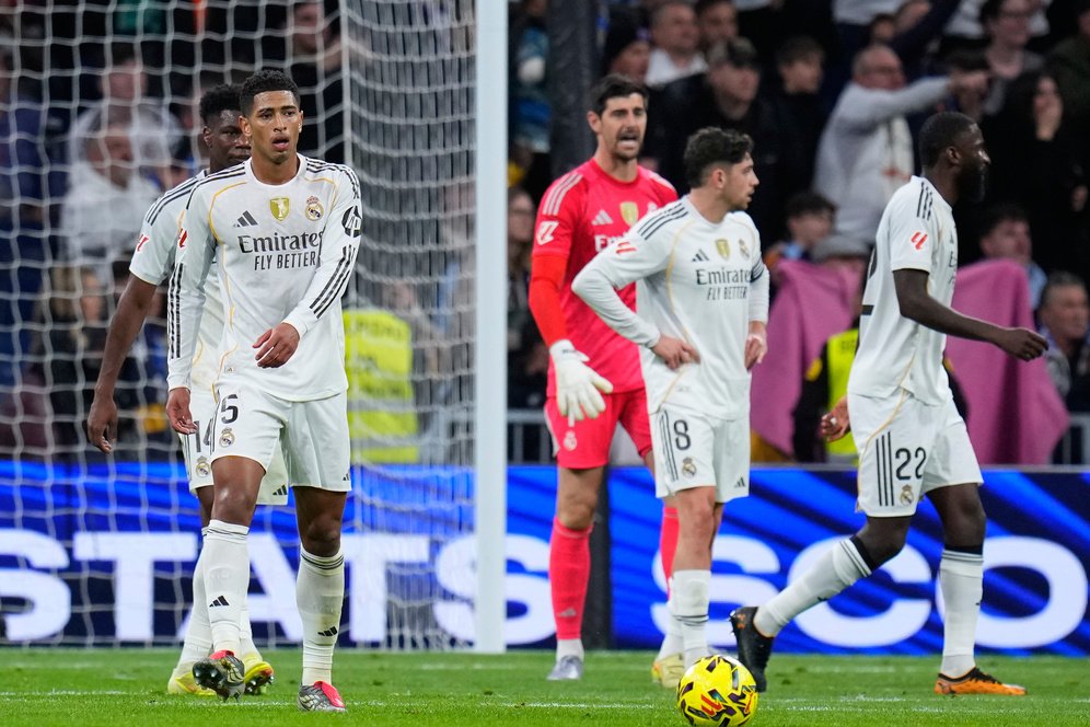 Kekalahan Real Madrid Ungkap Masalah Besar: Apa yang Terjadi di Ruang Ganti Xabi Alonso?