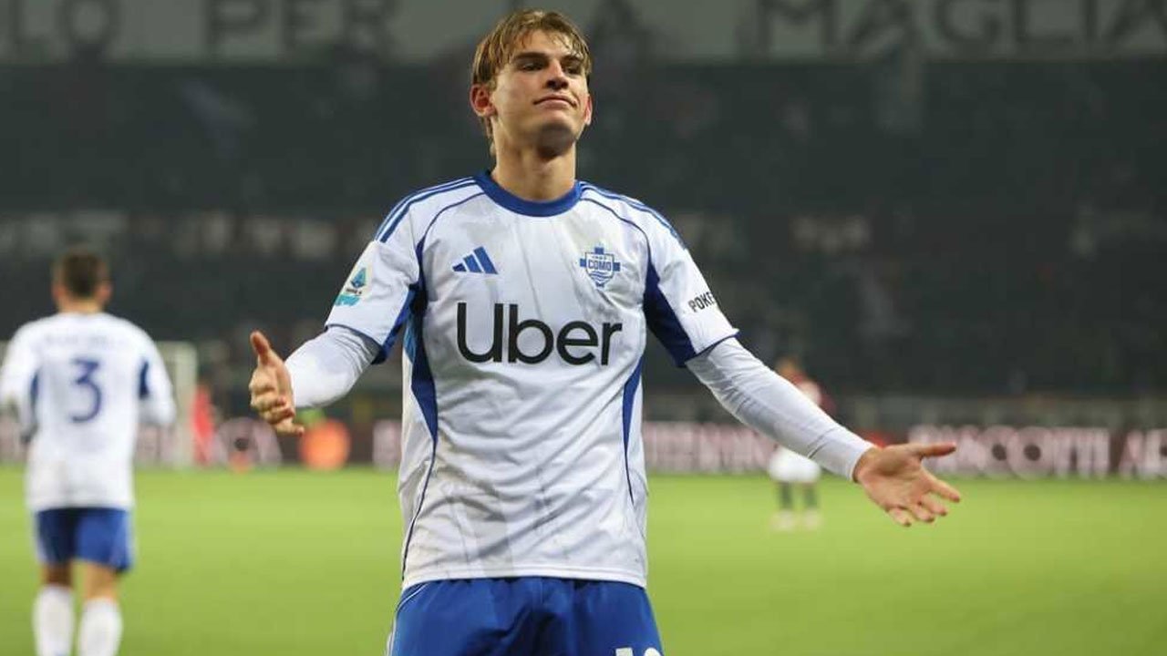 Real Madrid Siap Lepas Gelandang Demi Ruang untuk Mantan Wonderkid