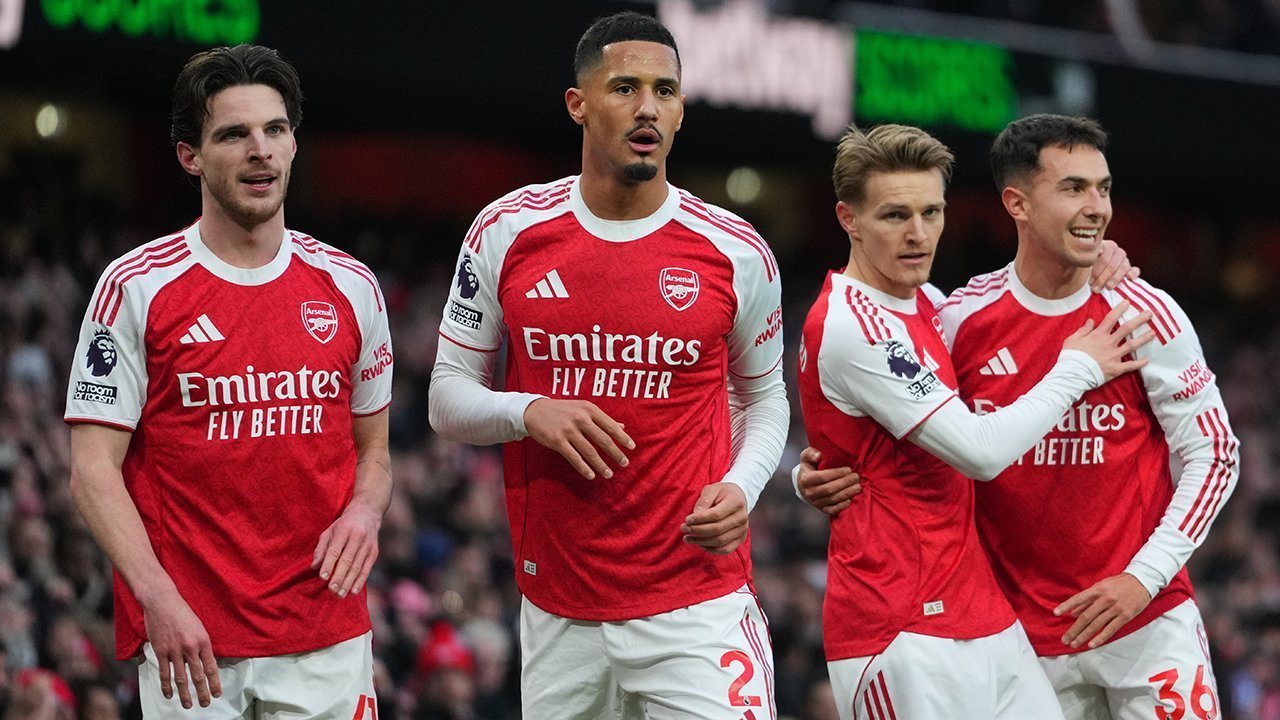 Vonis Arsene Wenger: Saliba dan Gabriel Mulai Gemetar, Mental Juara Arsenal Dipertanyakan! Vonis Arsene Wenger: Saliba dan Gabriel Mulai Gemetar, Mental Juara Arsenal Dipertanyakan!