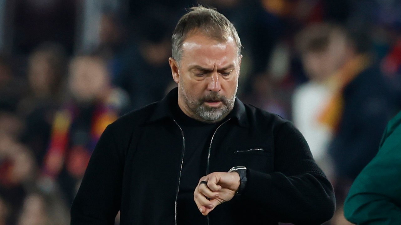 Ambisi Membara! Hansi Flick Belum Puas Meski Bawa Barcelona Juara Liga 2 Tahun Beruntun