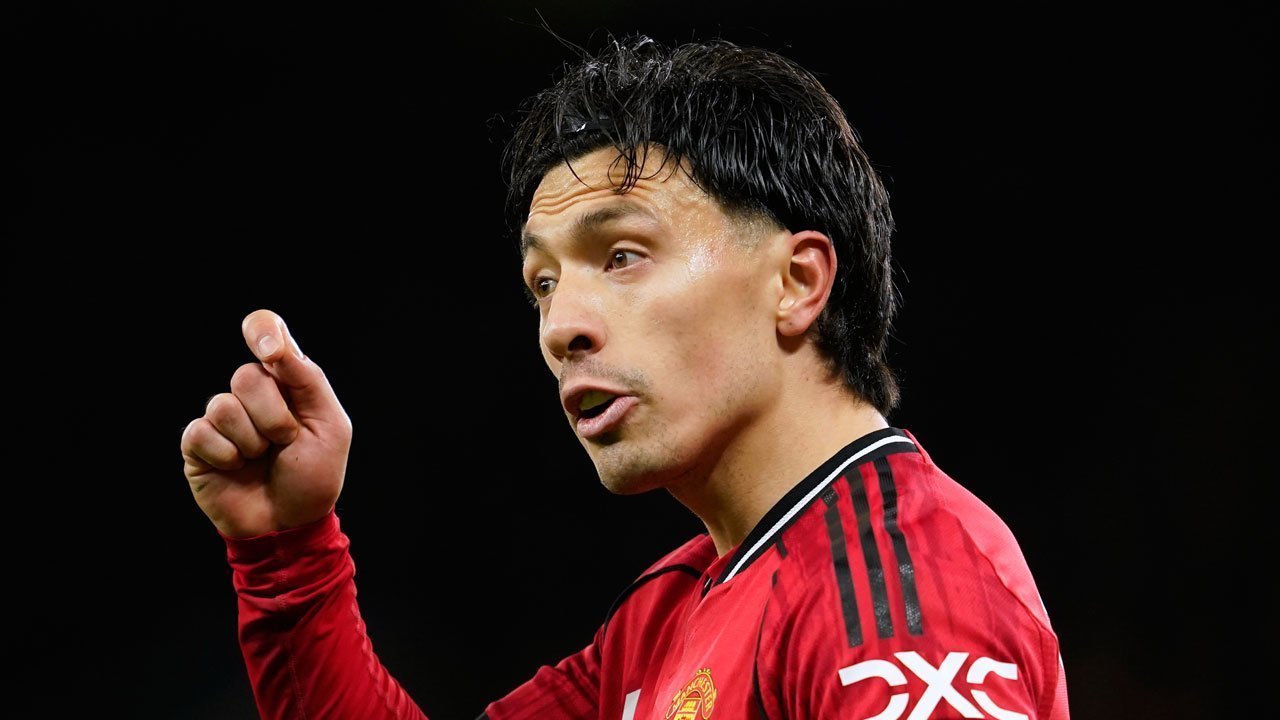 Lisandro Martinez, Bek MU yang Kecil-kecil tapi Cabe Rawit! Lisandro Martinez, Bek MU yang Kecil-kecil tapi Cabe Rawit!