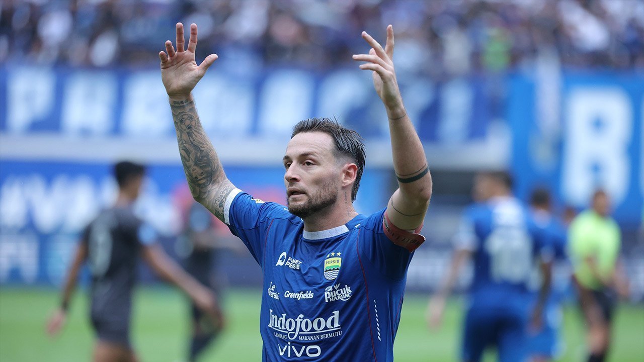 Marc Klok Pasang Mode Final: 9 Laga Penentu Nasib Persib Pertahankan Gelar BRI Super League