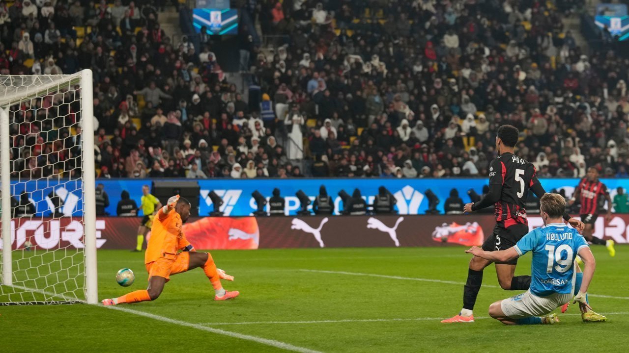 Hasil Napoli vs Milan: Rossoneri Ditumbangkan Rasmus Hojlund
