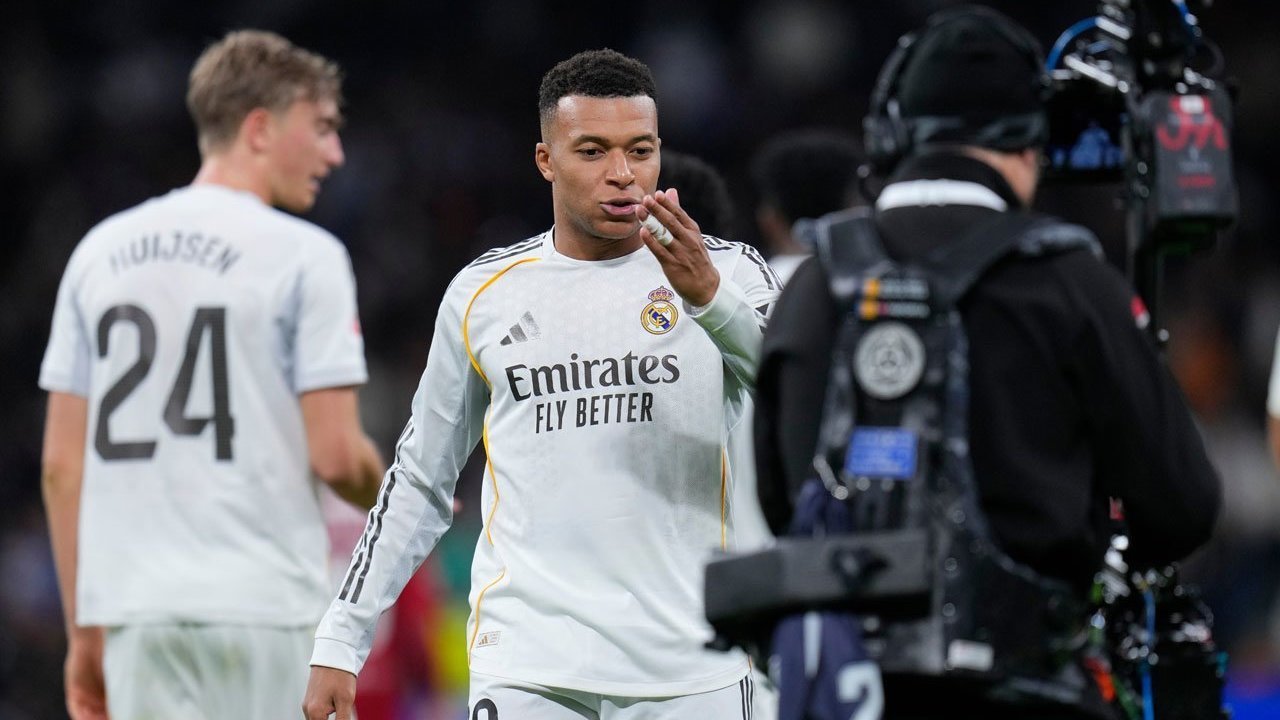 Nomor 1! Real Madrid Kantongi Rp3 Triliun dari Hak Siar La Liga 2024/25 Nomor 1! Real Madrid Kantongi Rp3 Triliun dari Hak Siar La Liga 2024/25