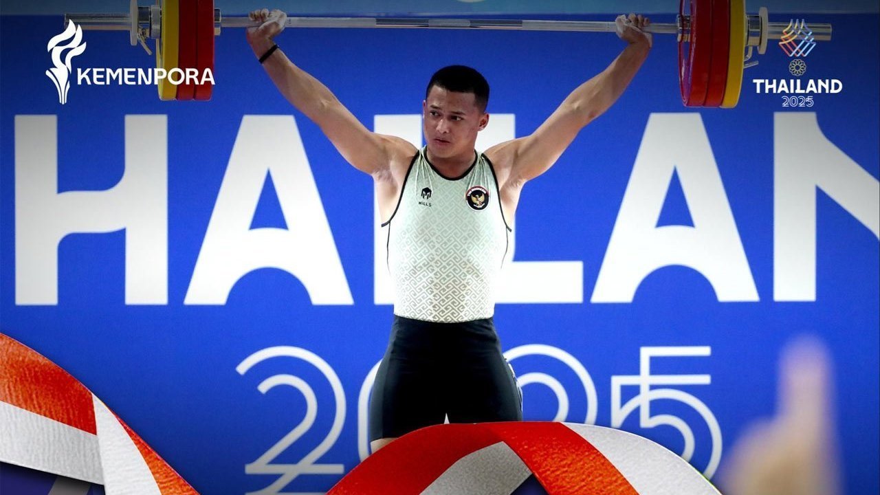 Pecahkan Rekor Dunia, Rizki Juniansyah Sabet Emas Ke-50 Indonesia di Angkat Besi SEA Games 2025