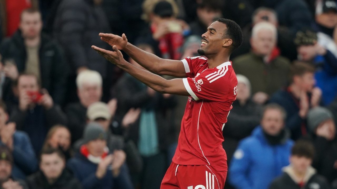 Ryan Gravenberch Resmi Teken Kontrak Baru di Liverpool Ryan Gravenberch Resmi Teken Kontrak Baru di Liverpool