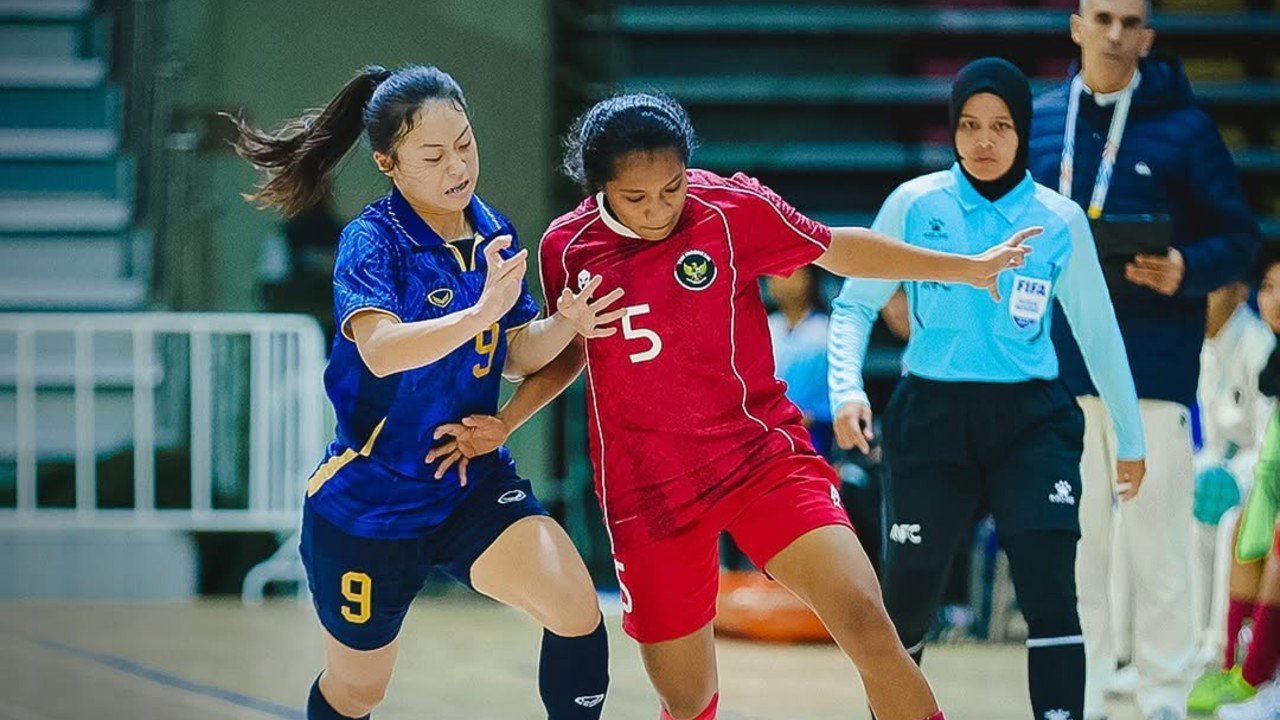 Luar Biasa! Taklukkan Tuan Rumah Thailand, Timnas Futsal Putri Indonesia Melaju ke Final SEA Games 2025