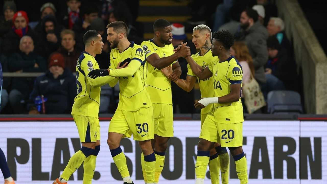Prediksi Tottenham vs Sunderland 4 Januari 2026