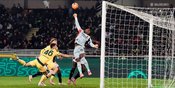 Masa Depan Mike Maignan Menggantung, AC Milan Diam-Diam Siapkan Dua Jalan Keluar: Nama Alisson Masuk Daftar Incaran