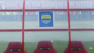 Persib Memilih Jalan Senyap di Bursa Transfer Super League 2026/2027 Persib Memilih Jalan Senyap di Bursa Transfer Super League 2026/2027