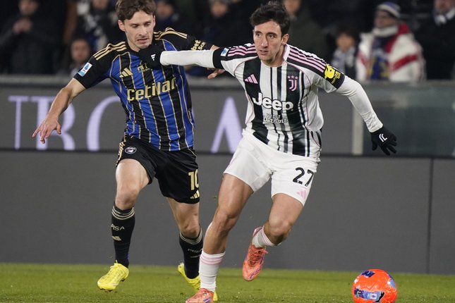 Juventus Panaskan Papan Atas Juventus Panaskan Papan Atas