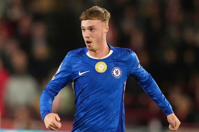 Cole Palmer sebagai Nomor 10 Utama (Pengganti Bruno Fernandes) Cole Palmer sebagai Nomor 10 Utama (Pengganti Bruno Fernandes)