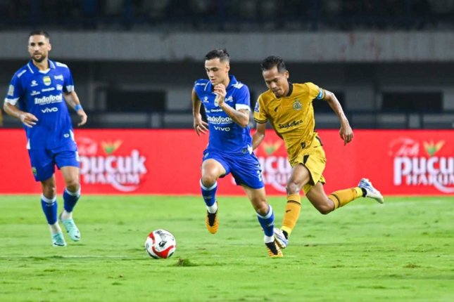 Peran Baru Eliano Reijnders sebagai Gelandang Bertahan