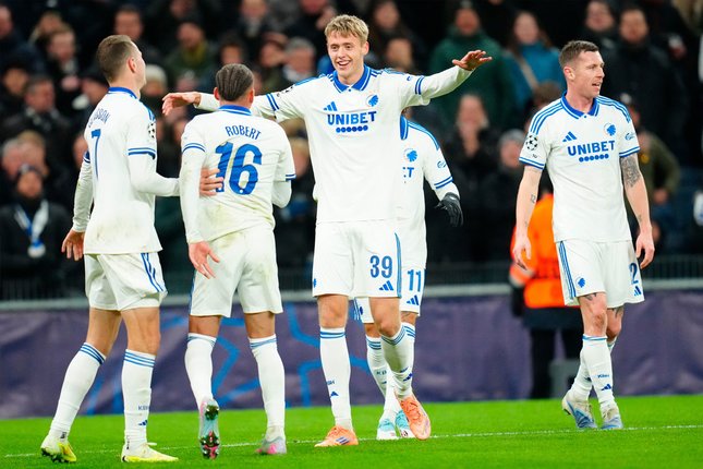 Rasmus Hojlund dan Jejak Emosional di Parken