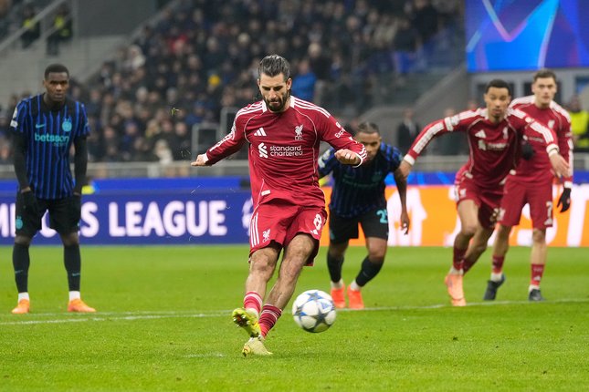 Aura Szoboszlai Mirip Steven Gerrard