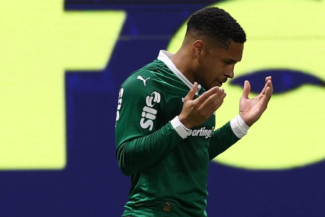 Palmeiras Enggan Lepas Roque Palmeiras Enggan Lepas Roque