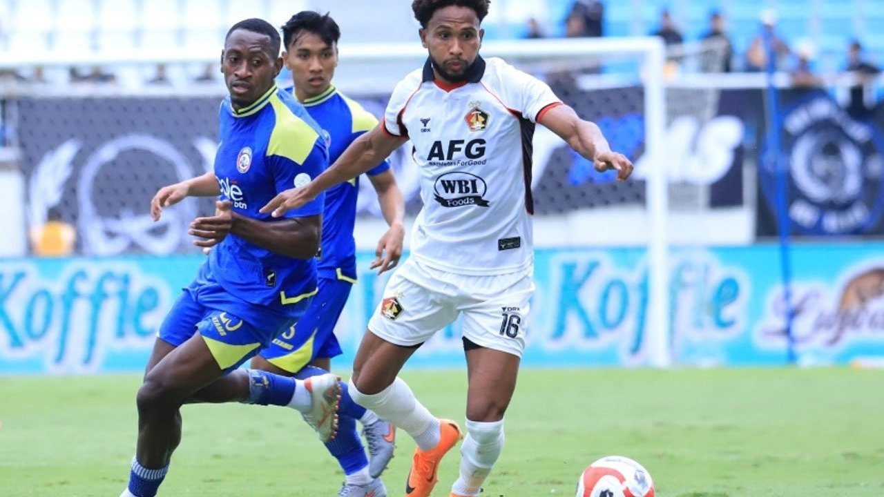 BRI Super League: Laga Arema FC vs Persik Menyisakan Rasa Pahit buat Macan Putih BRI Super League: Laga Arema FC vs Persik Menyisakan Rasa Pahit buat Macan Putih
