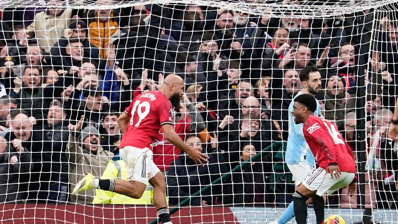 5 Komentar Legenda MU Usai Kemenangan Brilian atas Man City: Sempurna, Fantastis, DNA itu Kembali! 5 Komentar Legenda MU Usai Kemenangan Brilian atas Man City: Sempurna, Fantastis, DNA itu Kembali!