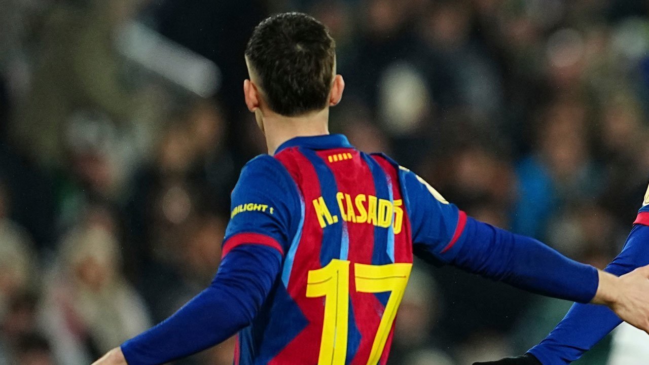 Manchester United Inginkan Gelandang Barcelona Ini, Hansi Flick: Gak Dulu!