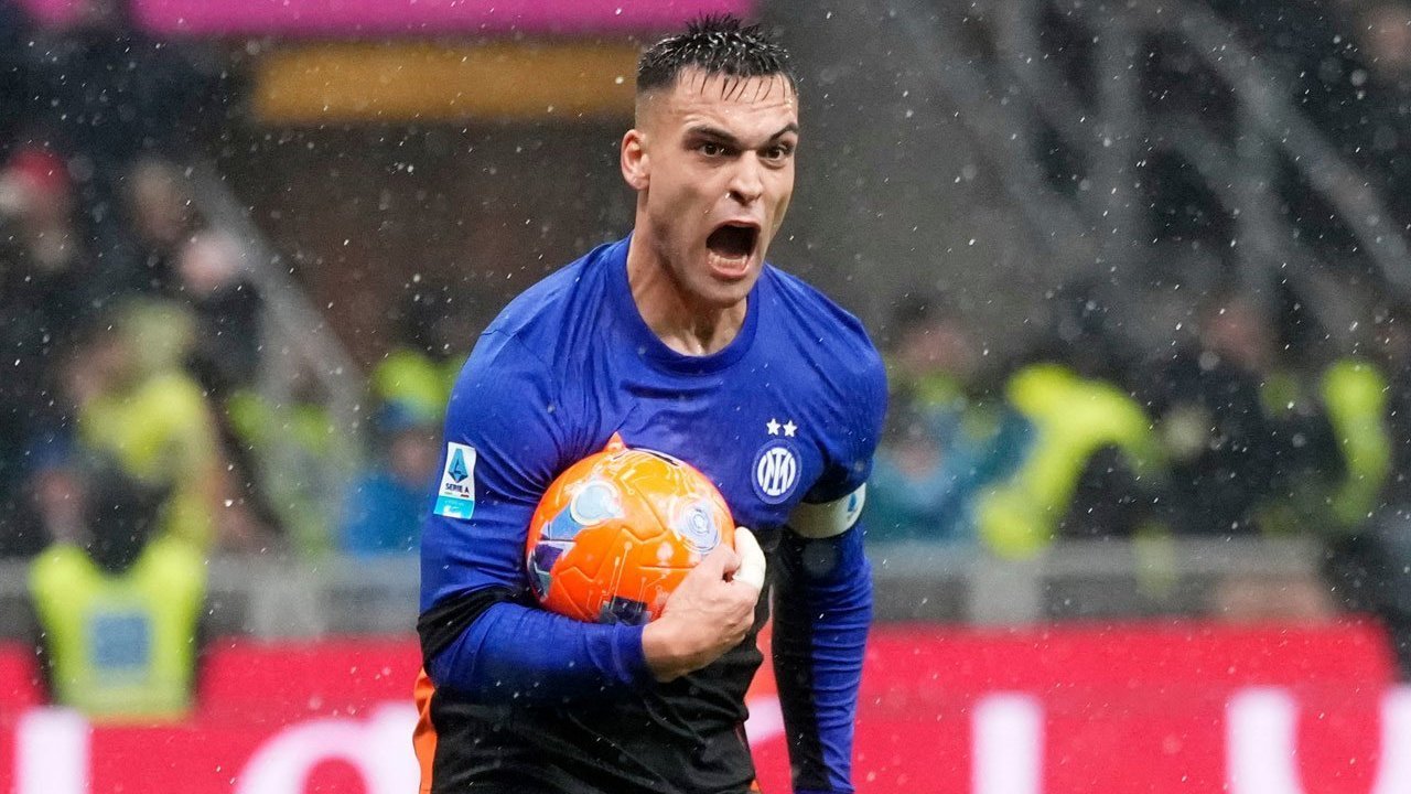 Lautaro Martinez Terancam Absen di Derby Milan Usai Cedera Otot