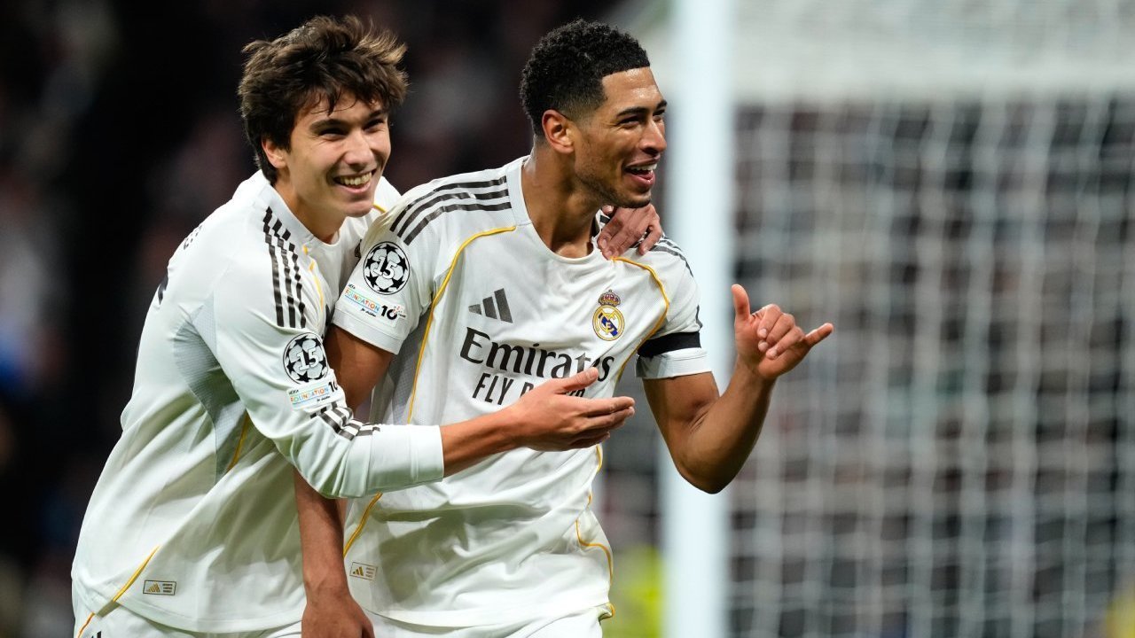 Legenda Liverpool Ini Pasang Badan Untuk Jude Bellingham yang Sedang Alami Penurunan Performa di Real Madrid Legenda Liverpool Ini Pasang Badan Untuk Jude Bellingham yang Sedang Alami Penurunan Performa di Real Madrid