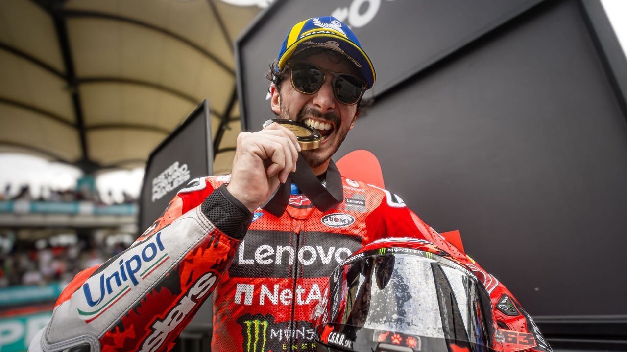 Ducati Pede Bakal Lihat Pecco Bagnaia yang 'Berbeda' di MotoGP 2026, Sudah Belajar dari Keterpurukan 2025 Ducati Pede Bakal Lihat Pecco Bagnaia yang 'Berbeda' di MotoGP 2026, Sudah Belajar dari Keterpurukan 2025