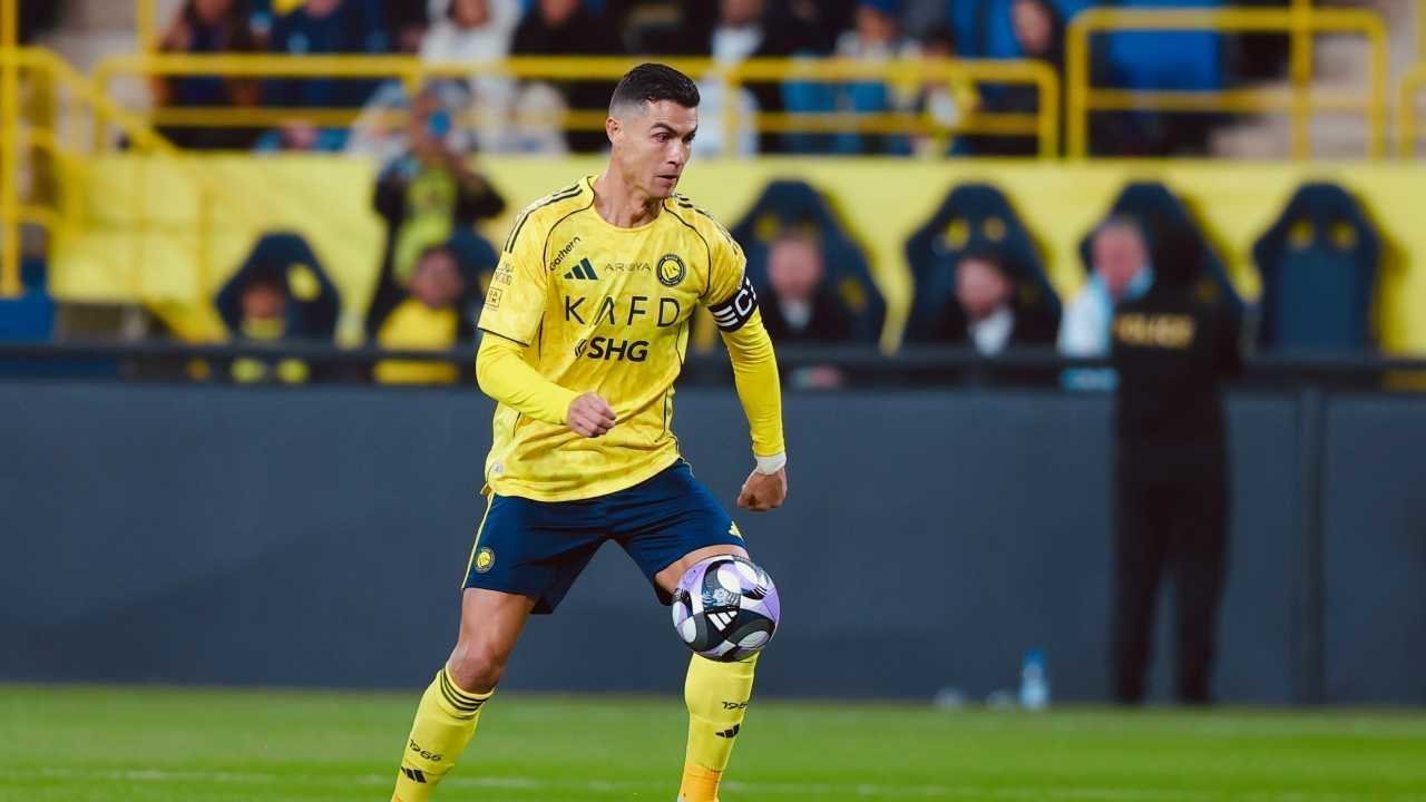 Cristiano Ronaldo dan Deretan Legenda Sepak Bola Dunia yang Lahir pada 5 Februari: Neymar, Tevez, hingga Eriksson Cristiano Ronaldo dan Deretan Legenda Sepak Bola Dunia yang Lahir pada 5 Februari: Neymar, Tevez, hingga Eriksson